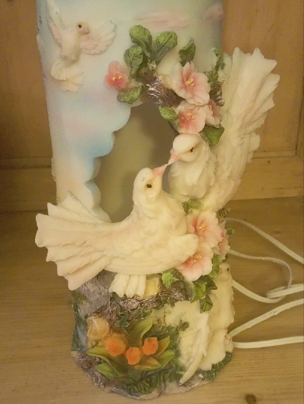 Decorative White Dove Bird Lamp with Pink Flowers